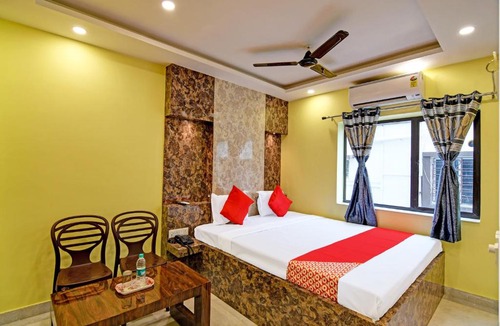 Chinar Park Hotel | FabHotel Divine Chariot