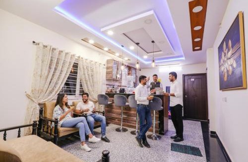 Banjara Hills Hotel | FabHotel Eminent Suites Banjara Hills - Nr LV Prasad EYE Institute