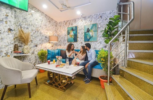 Lakdi Ka Pul Hotel | FabHotel Fortune Grand - Nr Lakdikapul Metro Station
