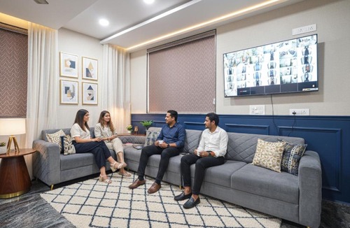Madhapur Hotel | FabHotel Frendz - Nr Hitech City Metro Station