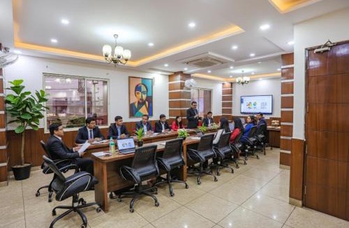 Shivalik Nagar Hotel | FabHotel Frolic