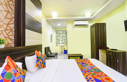 Shamshabad Hotel | FabHotel Galaxy Shamshabed - Nr, Rajiv Gandhi International Airport