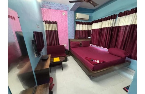 Barasat Hotel | FabHotel Galaxy Stay Home
