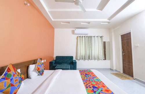 Madhapur Hotel | Fabhotel Golden Hitech