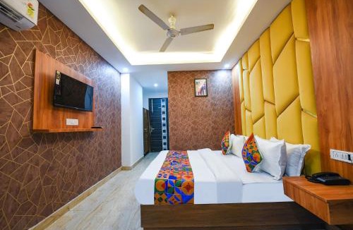 South West Hotel | FabHotel Grand Villa