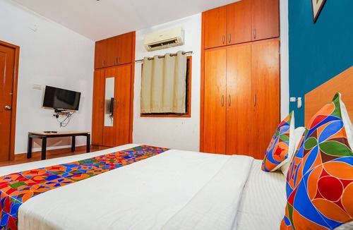 Velachery Hotel | FabHotel Harma Residency - near Velachery Railway station