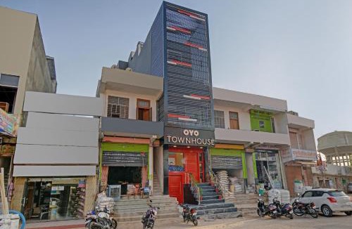 Jagatpura Hotel | FabHotel Indian Tulip