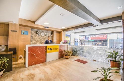 Gandhipuram Hotel | FabHotel Jansi Deluxe - Nr Gandhipuram Bus stand