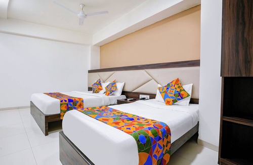 Kismat Nagar Hotel | Fabhotel Kamran Residency