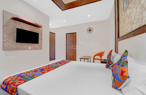 Peelamedu Hotel | Fabhotel Kayal Plaza