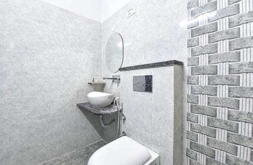 Jagatpura Hotel | FabHotel Kirara - Nr Jaipur International Airport