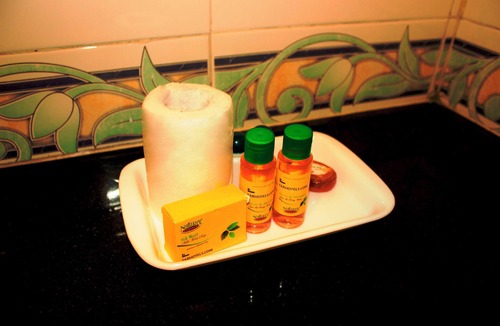 Bandra West Hotel | Fabhotel Kv