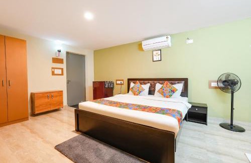 Bellandur Hotel | FabHotel La Palma Suites - Nr RMZ Eco world