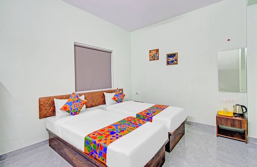Kukatpally Housing Board Colony Hotel | Fabhotel Legacy