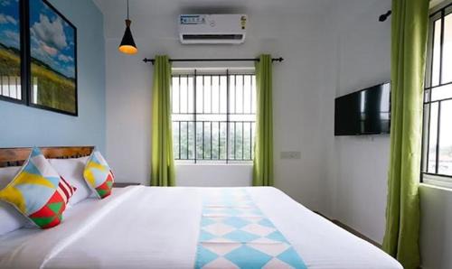 Kaloor Hotel | FabHotel Majestic Heights