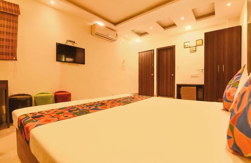 Kolkata Hotel | Fabhotel Motisarai