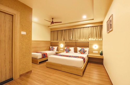 Central Chennai Hotel | Fabhotel Nestlay Rooms High Court