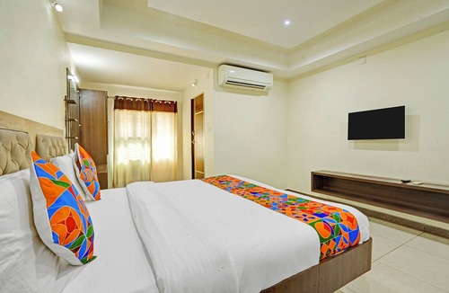 Nellore Hotel | Fabhotel New Raadhey Guest Inn