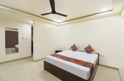 Balewadi Hotel | FabHotel Nirvana
