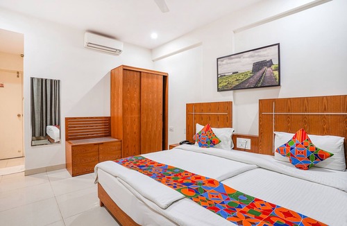 Brookefield Hotel | Fabhotel Northern Suites