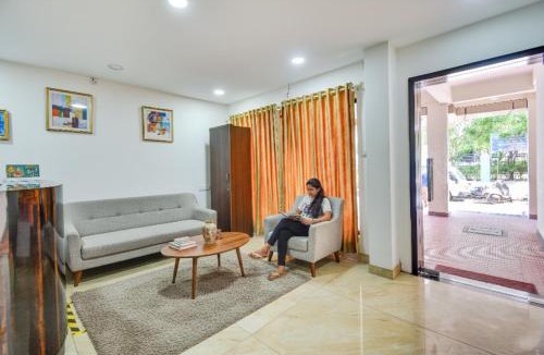 Mylapore Hotel | FabHotel P A S Residency