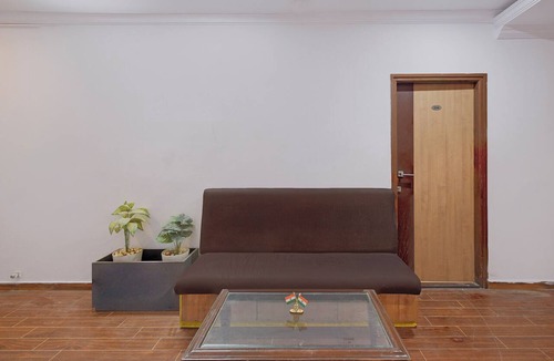 Madhapur Hotel | FabHotel Prestige Lake Ridge - Nr Durgam Cheruvu Lake Front Park