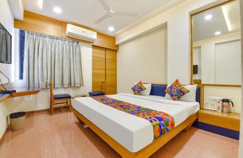Changodar Hotel | FabHotel Prime Grand Unity, Changodar