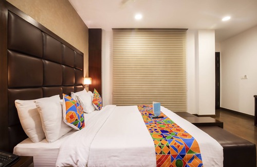 Jasola Hotel | FabHotel Prime Jasmine Boutique