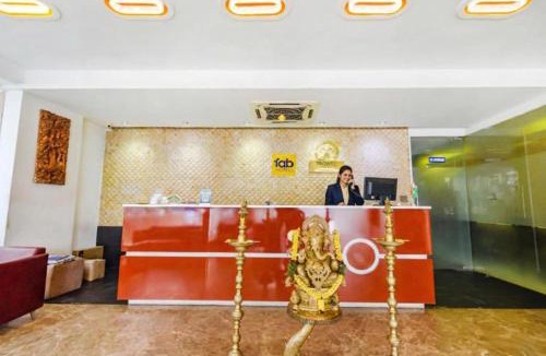 HITEC City Hotel | FabHotel Prime Prowell Crown - Nr TCS Deccan Park, Hitech City