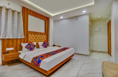 Kolar Road Hotel | FabHotel Prime Purple Orchid