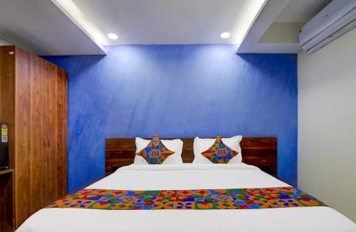 HITEC City Hotel | FabHotel Prime Srishoin