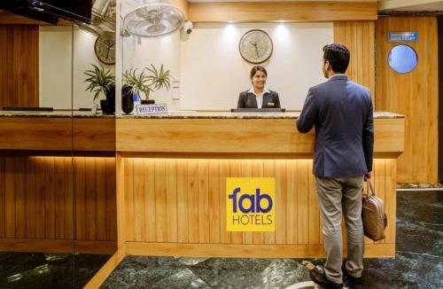 Pimpri Colony Hotel | FabHotel Ratna Regency