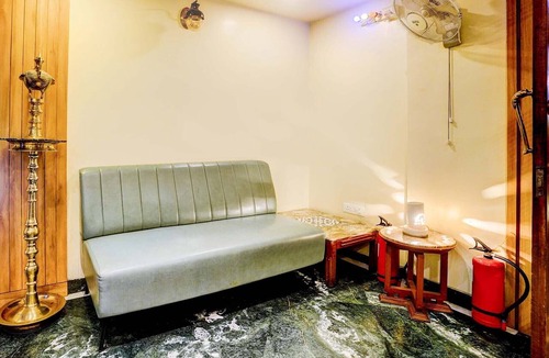 Pimpri Colony Hotel | Fabhotel Ratna Regency