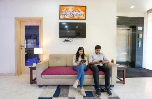 Pimpri - Chinchwad Hotel | FabHotel Regent Inn - Nr SkyWalk Bridge