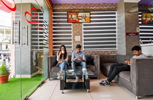 Yelahanka Hotel | FabHotel Rotano Suites - Yelahanka
