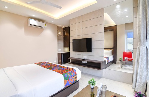 Sector 1 Hotel | Fabhotel Samotel