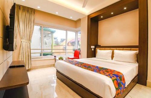 Sector 1 Hotel | FabHotel Samotel - Nr Kolkata Airport