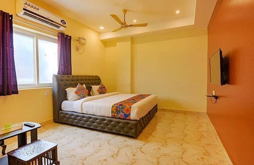 Chromepet Hotel | Fabhotel Saravana Executive