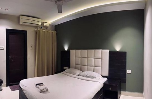 Royapettah Hotel | Fabhotel Sea Queen Residency