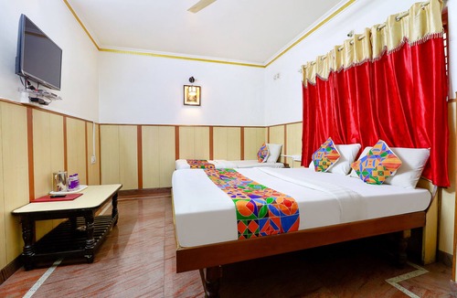 Rajajinagar Hotel | Fabhotel Shivaals Residency