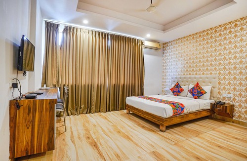 Bellandur Hotel | Fabhotel Shreyas Inn