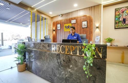 Bhojpur Hotel | FabHotel Shrinath Casa Inn
