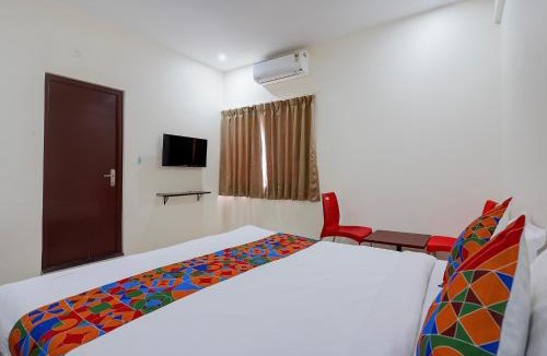 Bengaluru Hotel | FabHotel Silver Leaf Grand