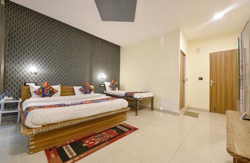 Dhanaulti Hotel | FabHotel Sizzling Resort & Adventure - Nr Main market
