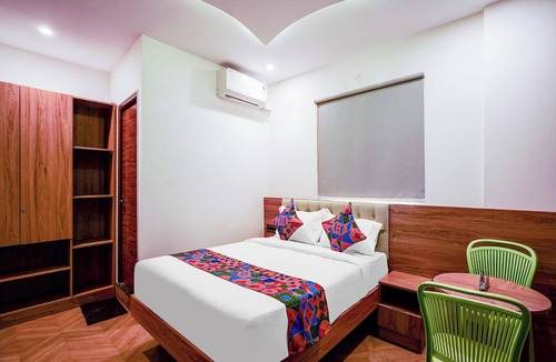 RR Nagar Hotel | FabHotel SK OAK Suites -RR Nagar