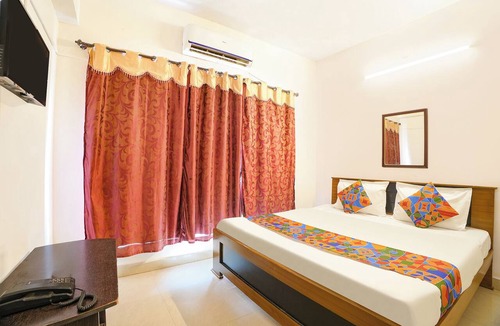 Ekkatuthangal Hotel | Fabhotel Skypix