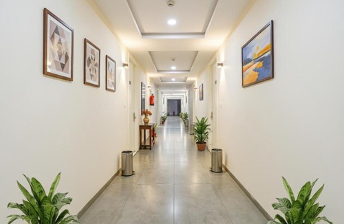 Miyapur Hotel | FabHotel SSR Fern Suites - 100M from GSM Mall Madeenaguda