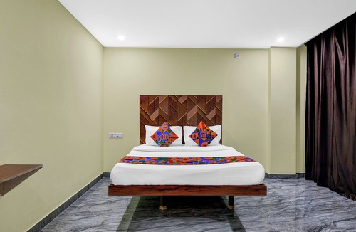 Rushikonda Hotel | FabHotel Star Light B - Nr. Rushikonda