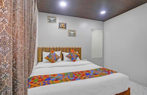 Versova Hotel | FabHotel Stay Land Plus