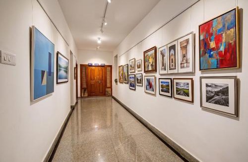 Jubilee Hills Hotel | FabHotel Sun Mint - Jubilee Hills
